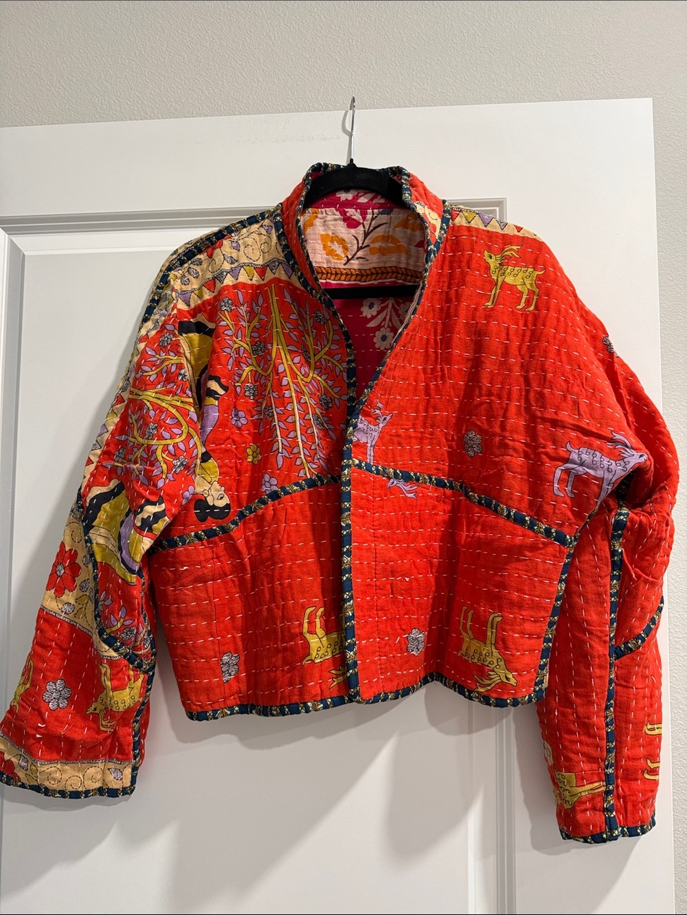 NWOT reversible KANTHA Red Patchwork Quilted Jacket with Animal Motifs one sz
